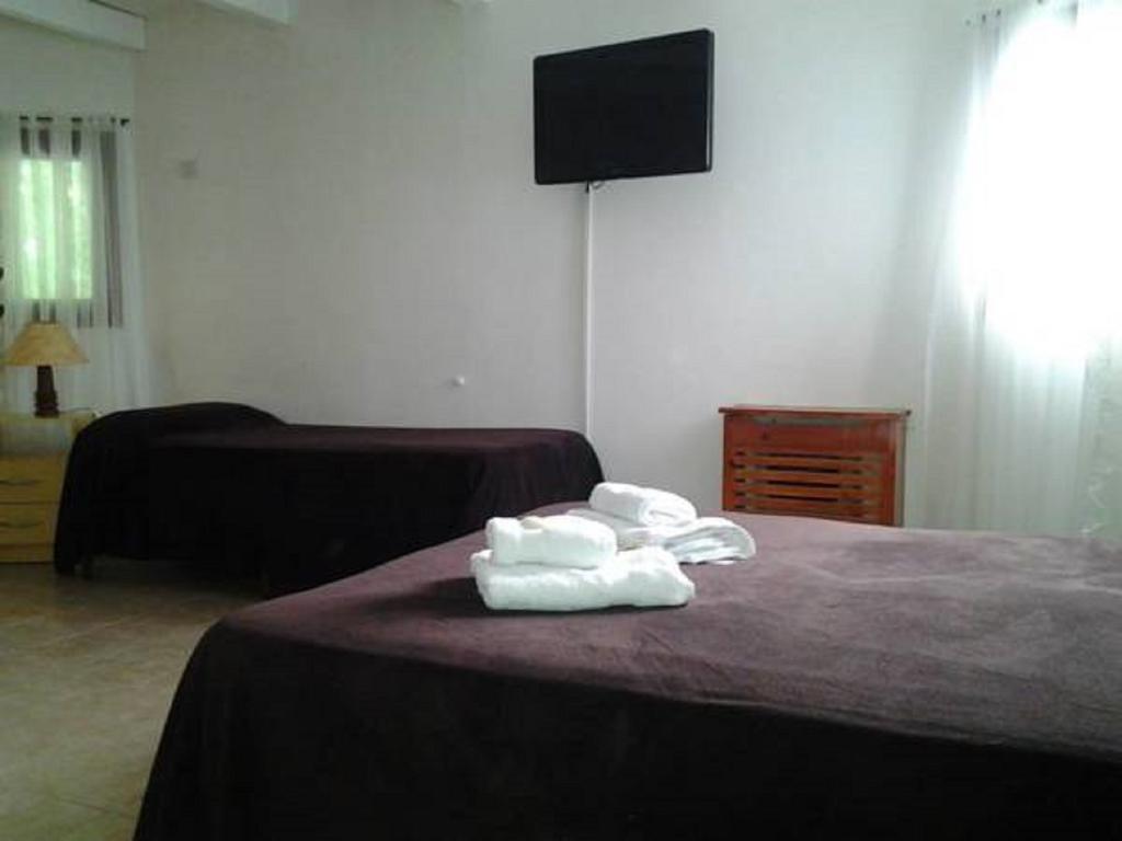 Hotel Alihuen Sierra de la Ventana Quarto foto
